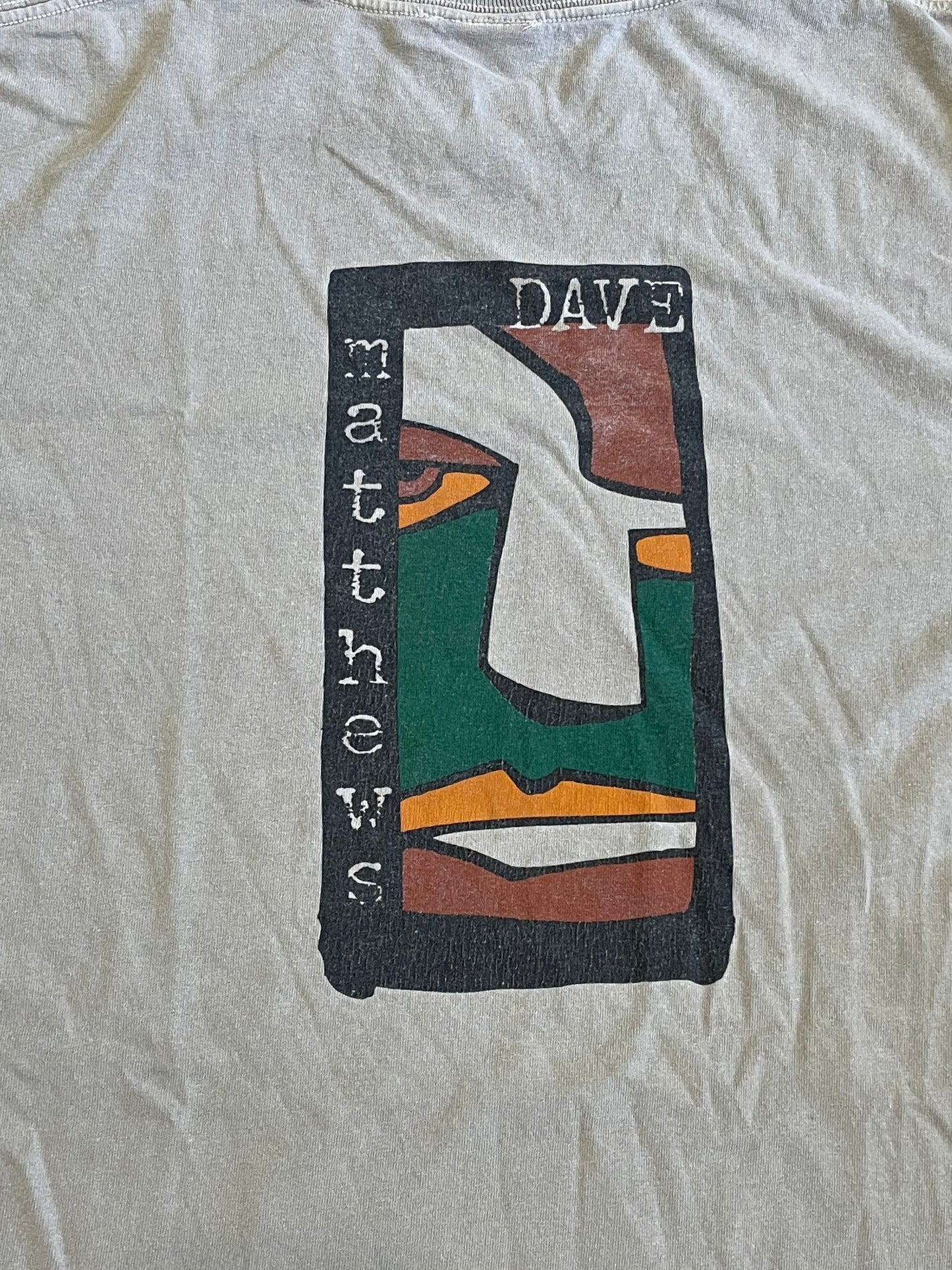 EARLY 2000s DAVE MATTHEWS BAND TEE