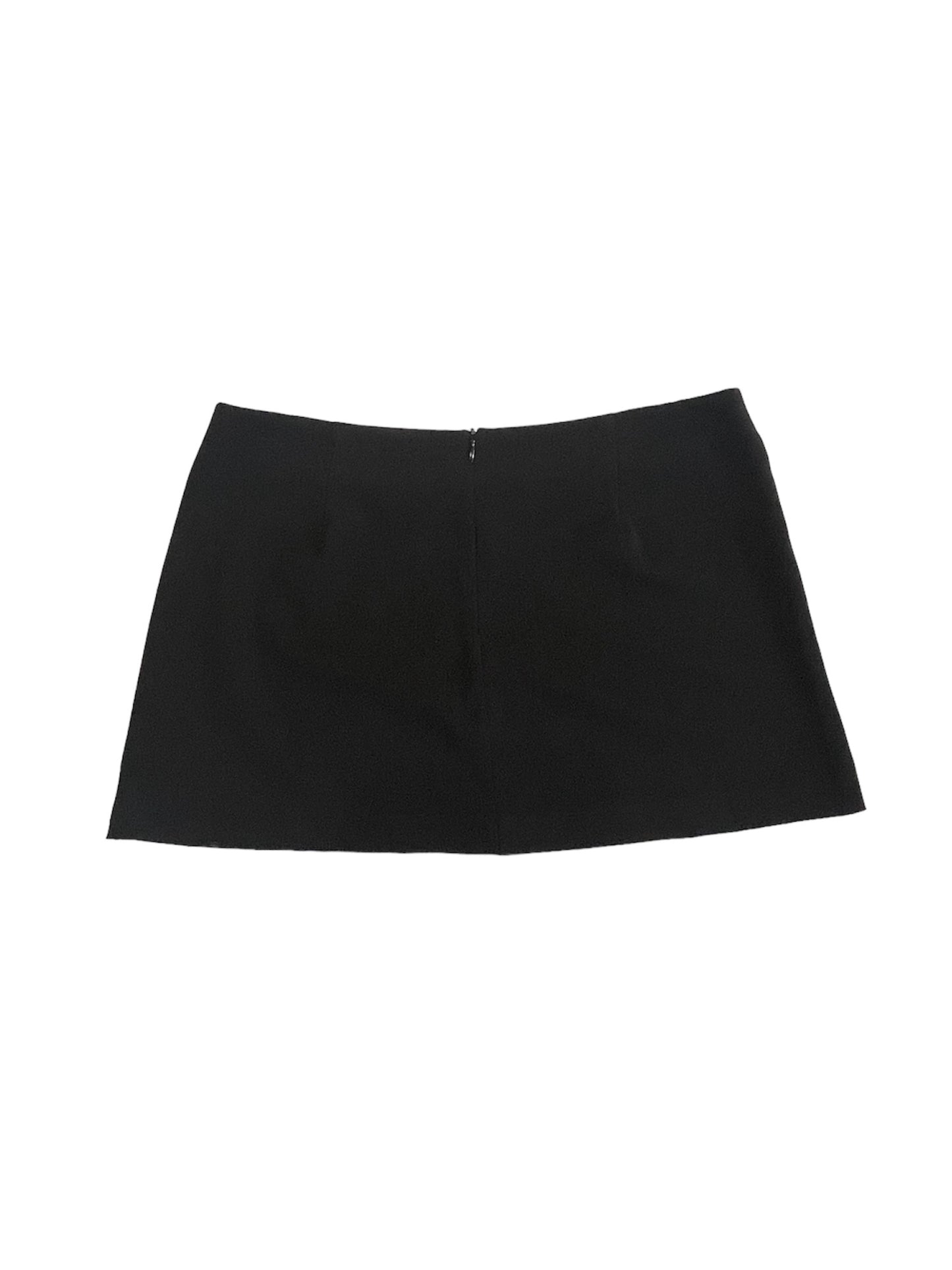 CLASSIC BLACK MINI SKIRT