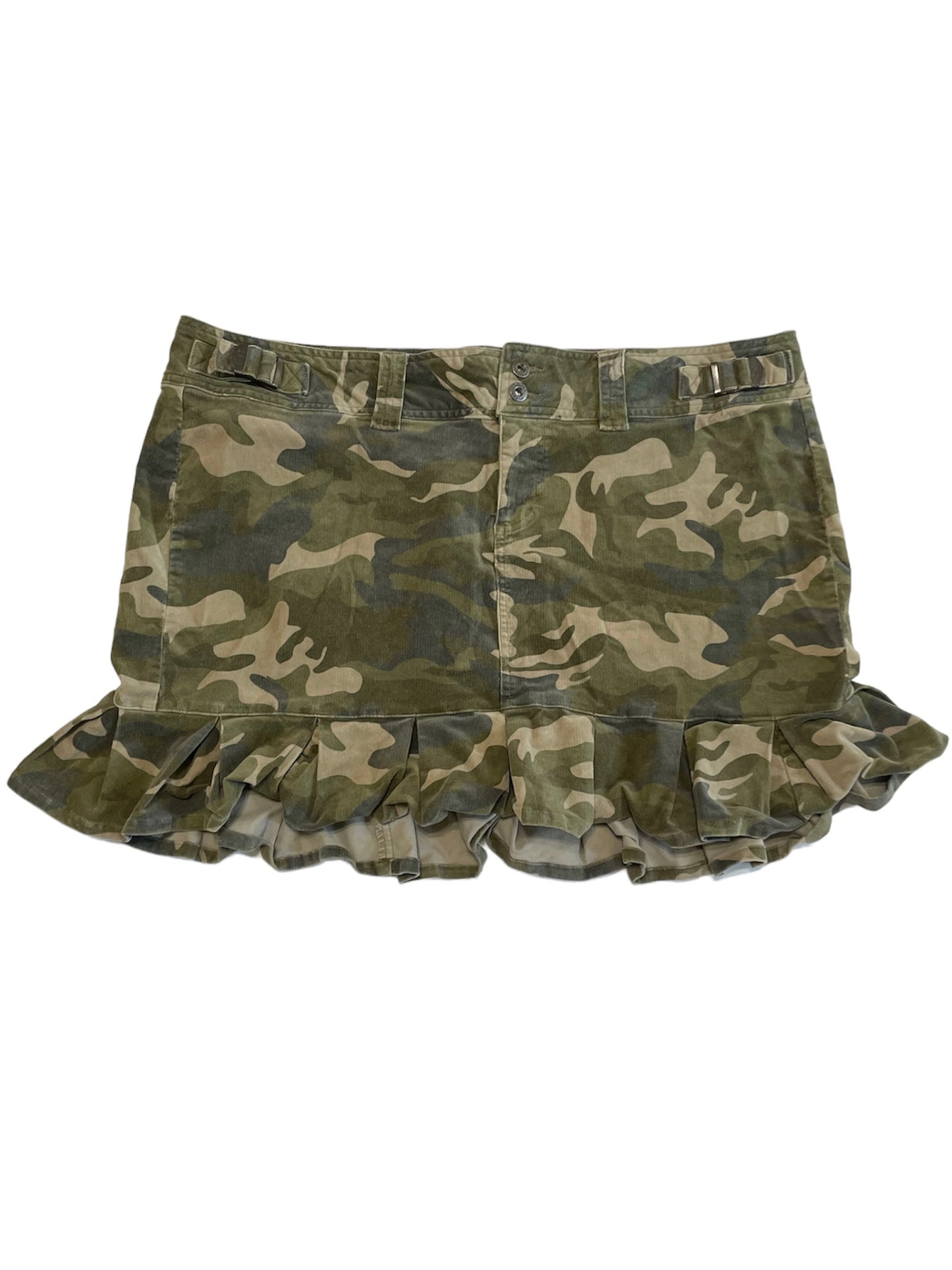 Y2K CAMO PLEATED MINI SKIRT