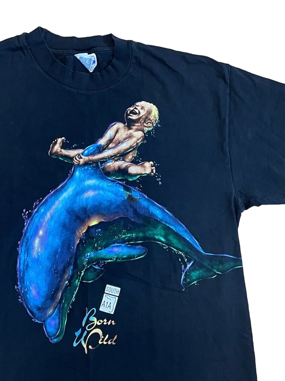 BORN WILD GRAPHIC TEE