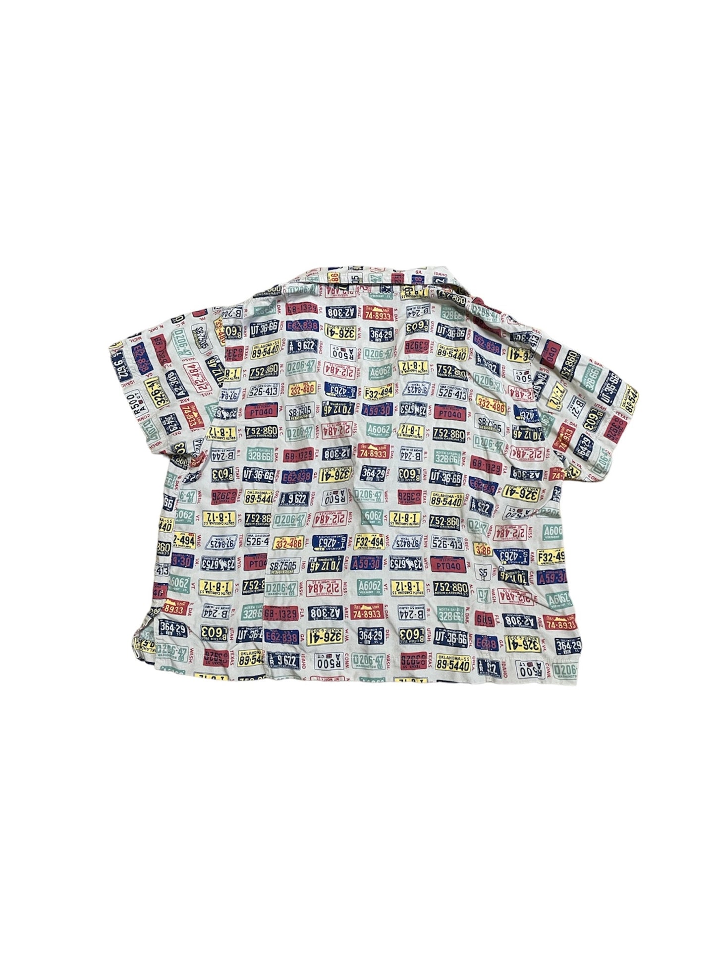 LICENSE PLATE CROPPED BUTTON UP