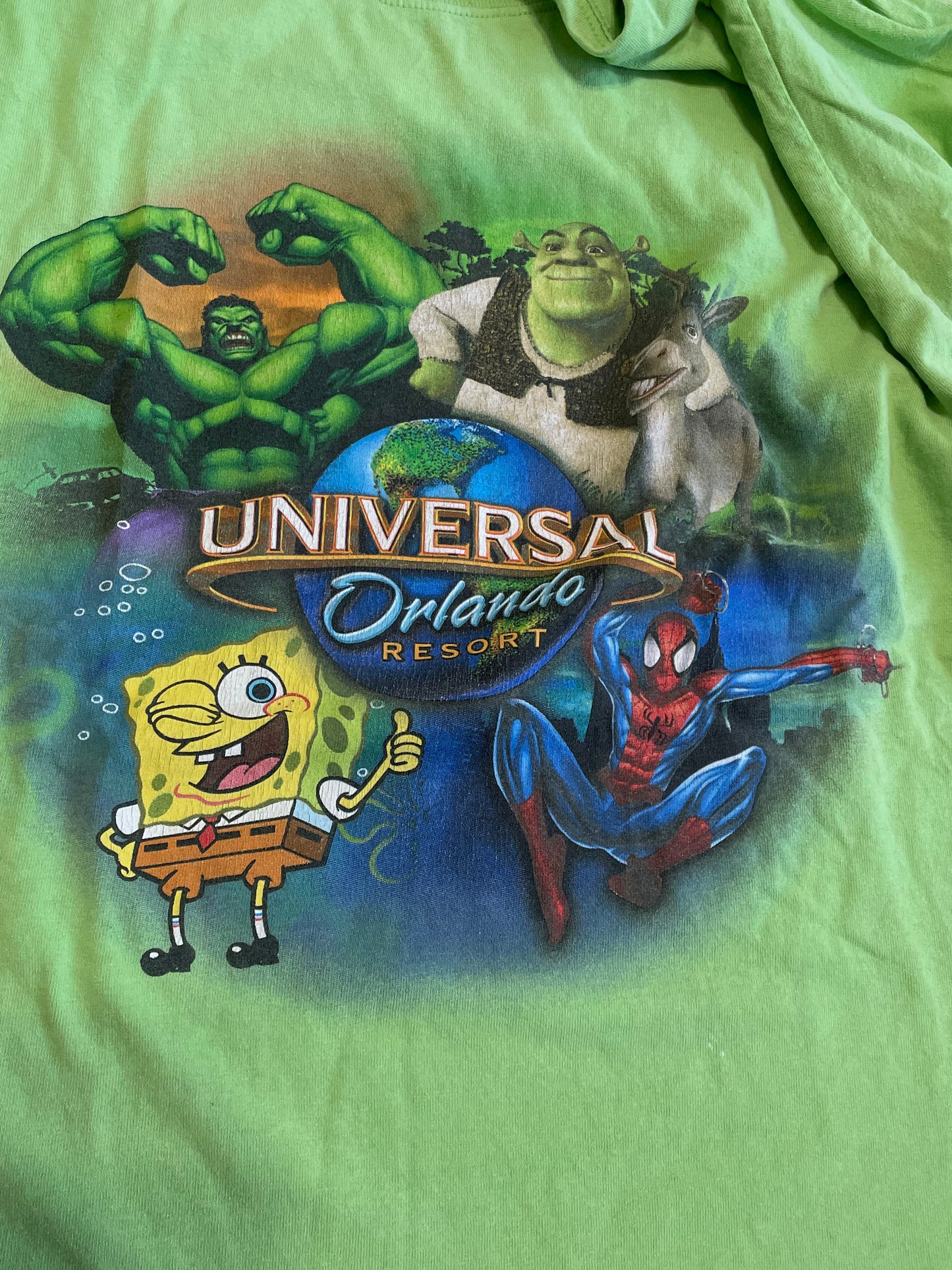 2000s UNIVERSAL ORLANDO GRAPHIC TEE