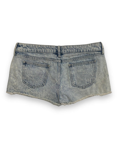 STUDDED 2000s ACID WASH JEAN SHORTS