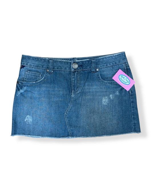 DISTRESSED DENIM MINI SKIRT